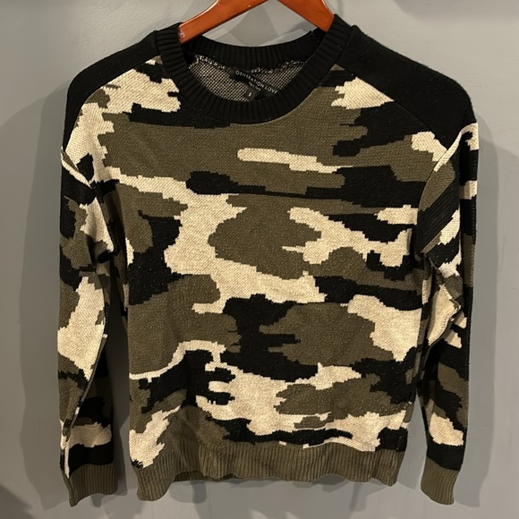 GENERATION LOVE Ruby Army Sweater Camo - small - Picture 6 of 6